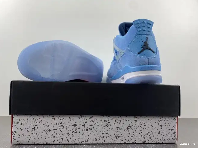 One Kick Jordan UNC HO12MNJDLS247 4 Retro (PE) 0609